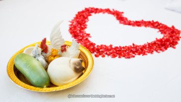 พิธีเรียงหมอน ประเพณีโบราณเสริมสร้างความสิริมงคลให้คู่บ่าวสาวในพิธีแต่งงาน