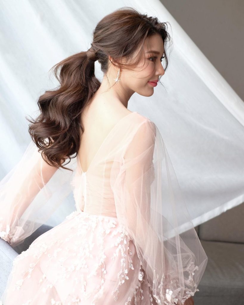 100 ไอเดีย ทรงผมเจ้าสาว เรียบหรู ดูแพง โดยช่างชื่อดัง!