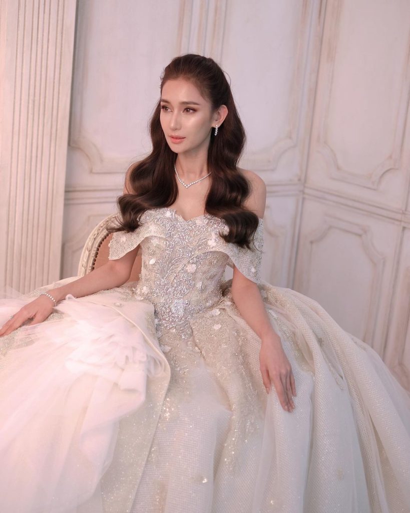 100 ไอเดีย ทรงผมเจ้าสาว เรียบหรู ดูแพง โดยช่างชื่อดัง!