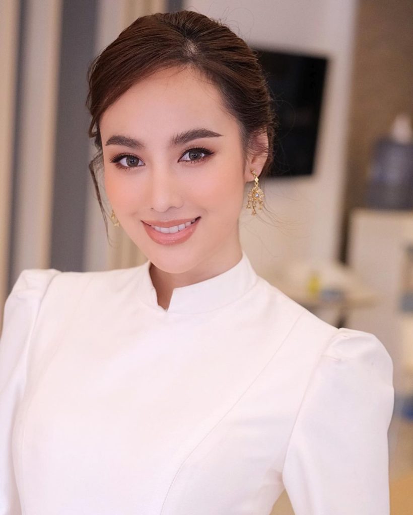 50 ทรงผมเจ้าสาว ชุดไทย โดยช่างชื่อดังใน IG