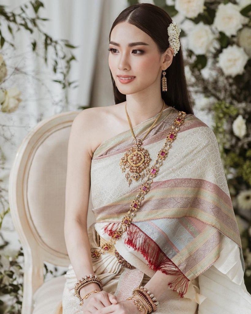 50 ทรงผมเจ้าสาว ชุดไทย โดยช่างชื่อดังใน IG