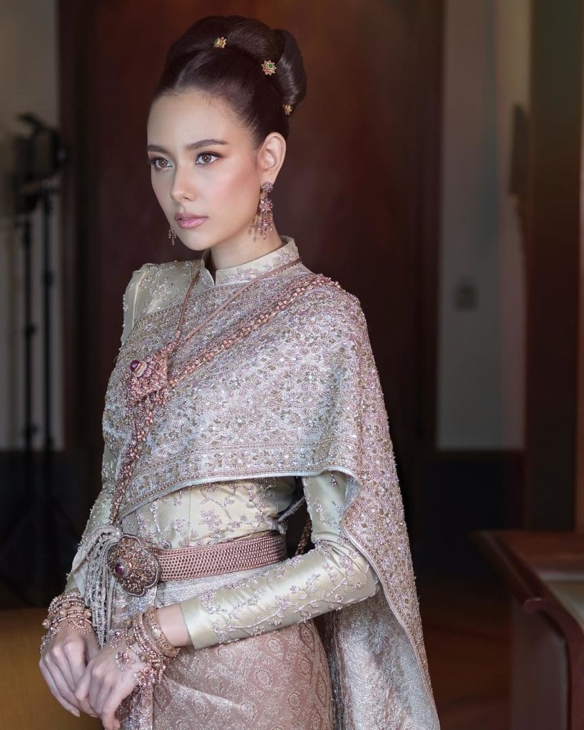 50 ทรงผมเจ้าสาว ชุดไทย โดยช่างชื่อดังใน IG