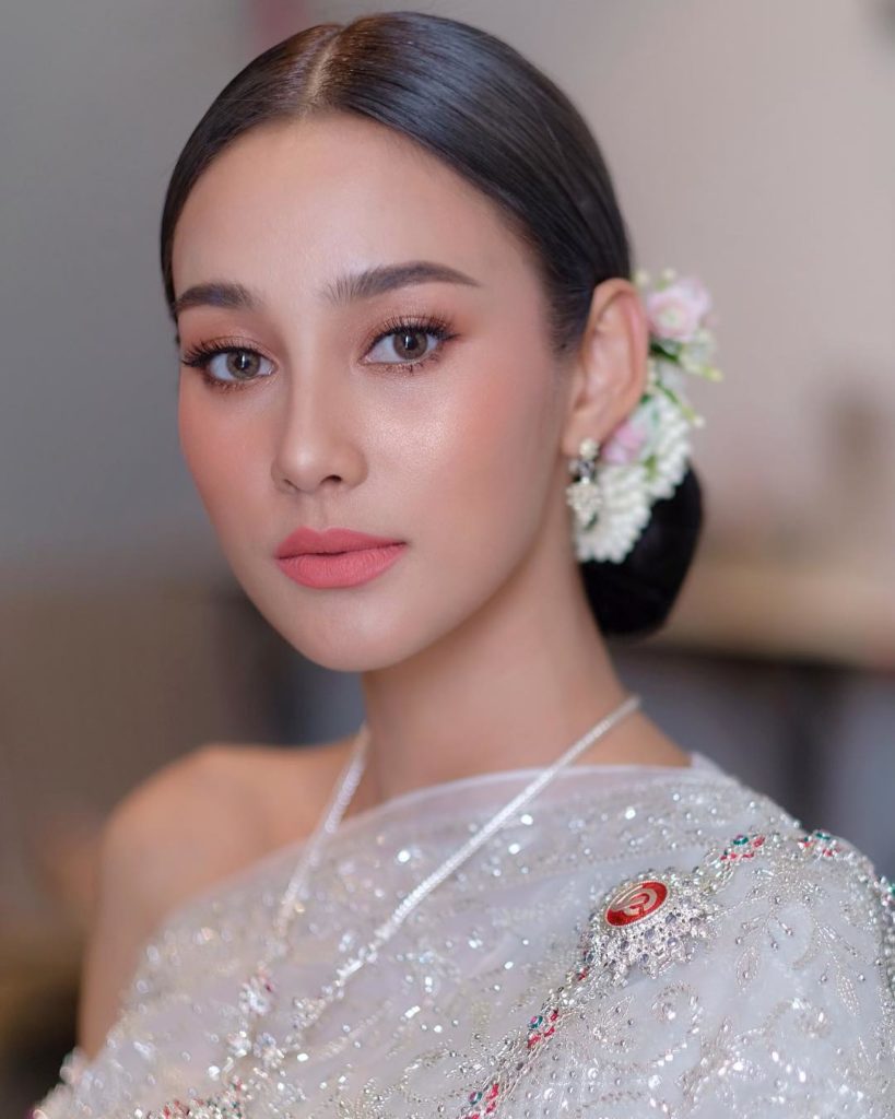 50 ทรงผมเจ้าสาว ชุดไทย โดยช่างชื่อดังใน IG