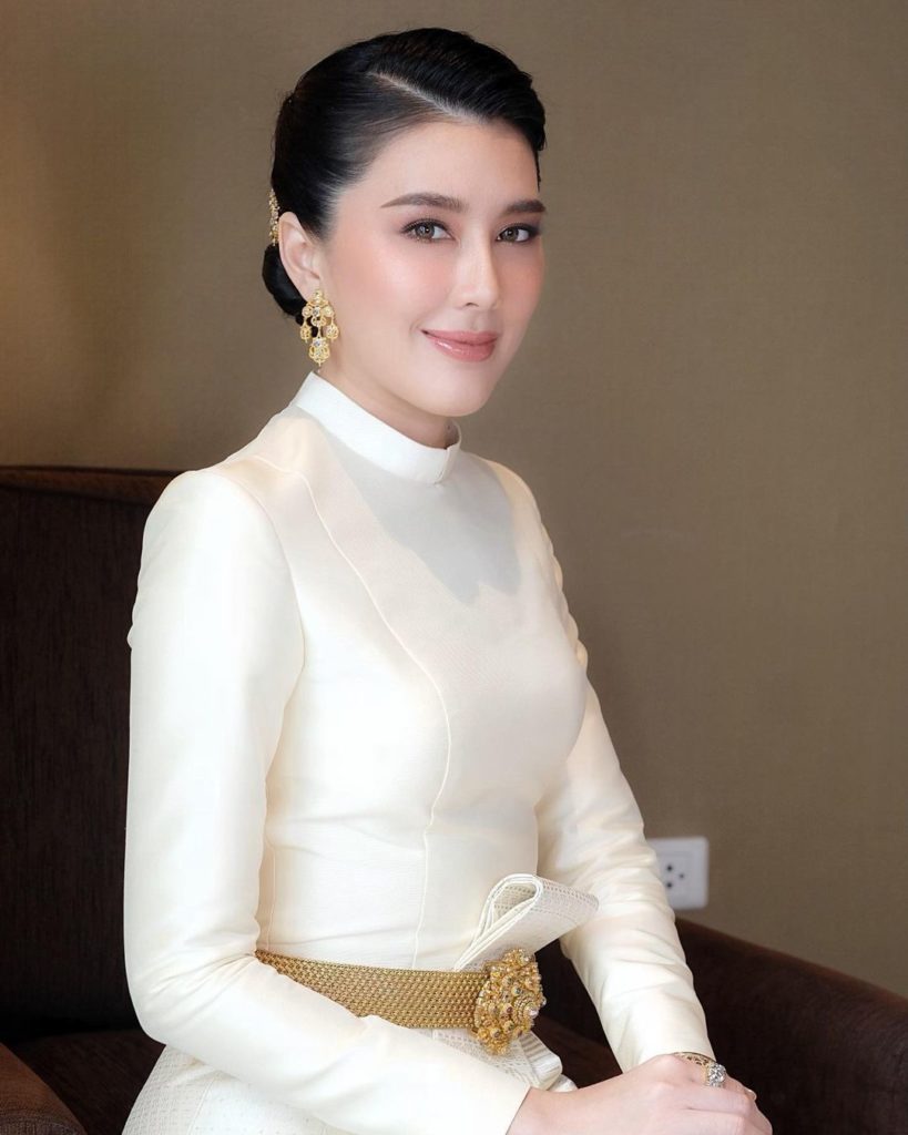 50 ทรงผมเจ้าสาว ชุดไทย โดยช่างชื่อดังใน IG