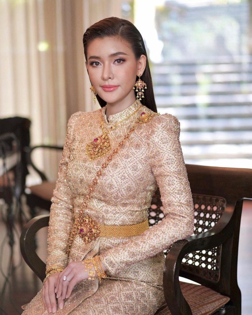 50 ทรงผมเจ้าสาว ชุดไทย โดยช่างชื่อดังใน IG