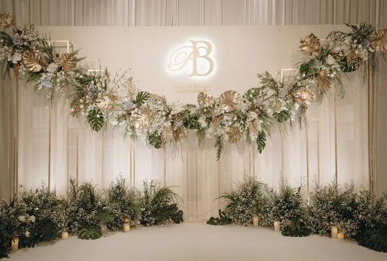 รวม 5 ไอเดีย แบ็คดรอปงานแต่ง สวยๆ สร้างความโดดเด่นให้กับงาน