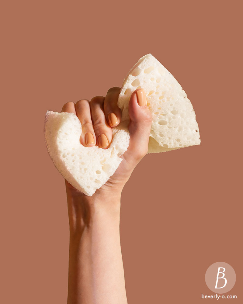 สิวผดที่หน้าผากเกิดจากอะไร รักษายังไง