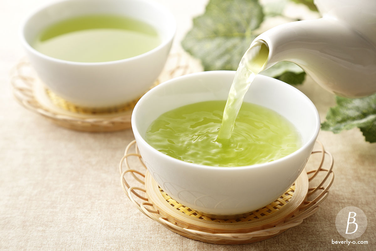 สิวผดที่หน้าผากเกิดจากอะไร รักษายังไง